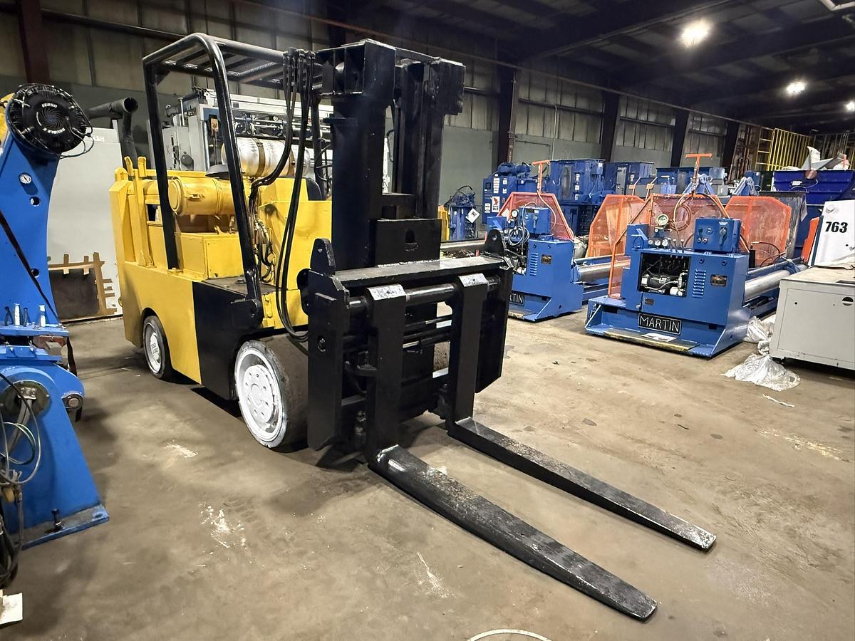 Used 20,000 LB. SILENT HOIST MODEL FK S12 FORKLIFT WITH 4334 HOURS