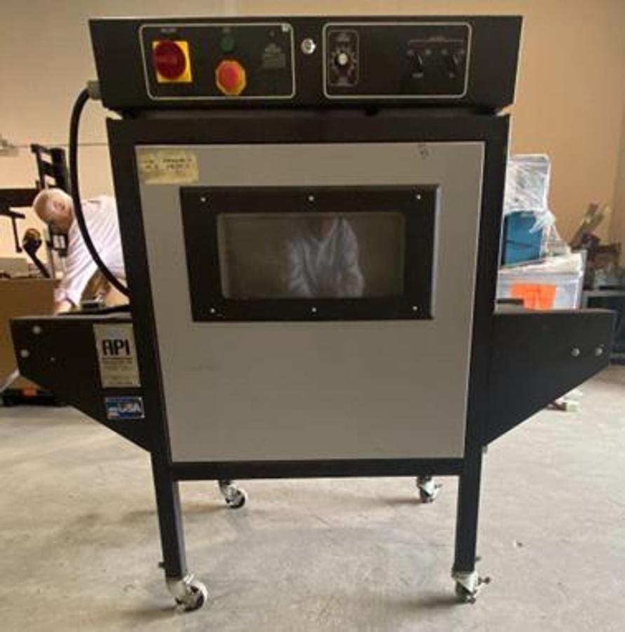 Used TEXWRAP SPARTAN MODEL 2215L COMPACT AUTOMATIC L-BAR SEALER WITH API VV218 SHRINK TUNNEL