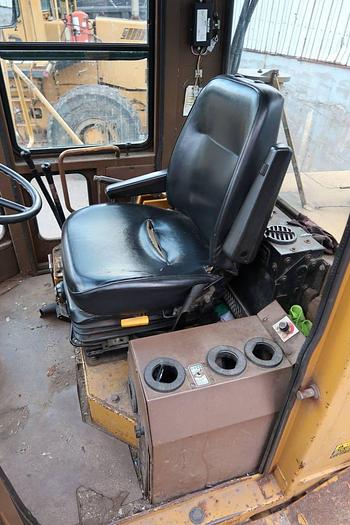 Used DRESSER 512 PAY LOADER