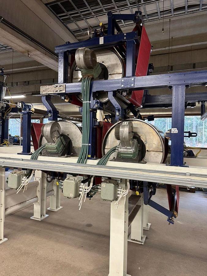 Used 17.7" (450MM) WIDE LAB PAPER MACHINE 