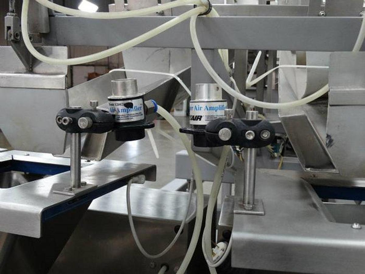 Used WEIGHPACK SYSTEMS INC MODEL COUNTING DEVICE TW/TP LINEAR COUNTER AND VS BAGGING SYSTEM