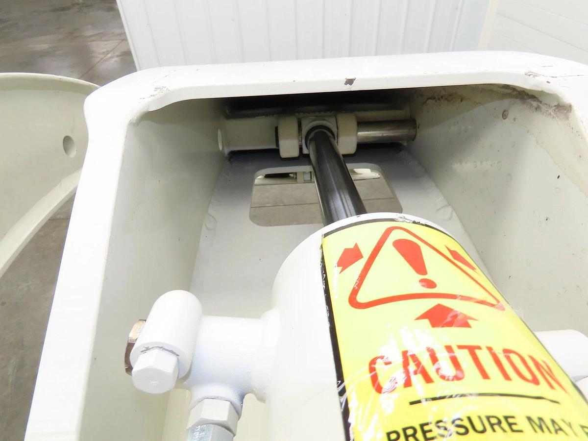 Used 72" CAPACITY CASCADE MODEL 90F-RCP-03CR2 PAPER ROLL CLAMP 