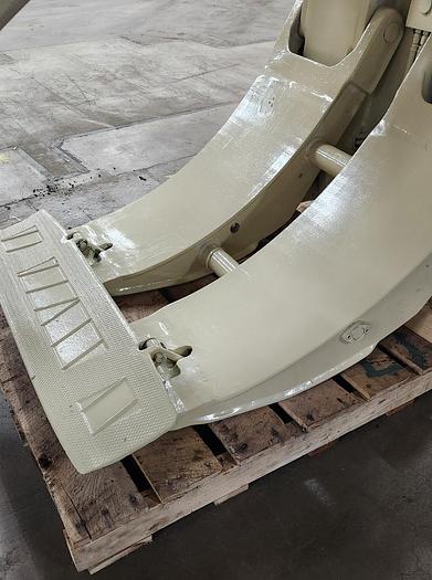 Used CASCADE 100F-RCP-03CR4 PAPER ROLL CLAMP 72 INCH DIAMETER CLASS IV