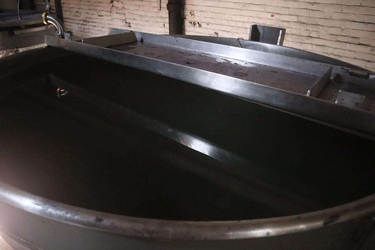 Used TANK