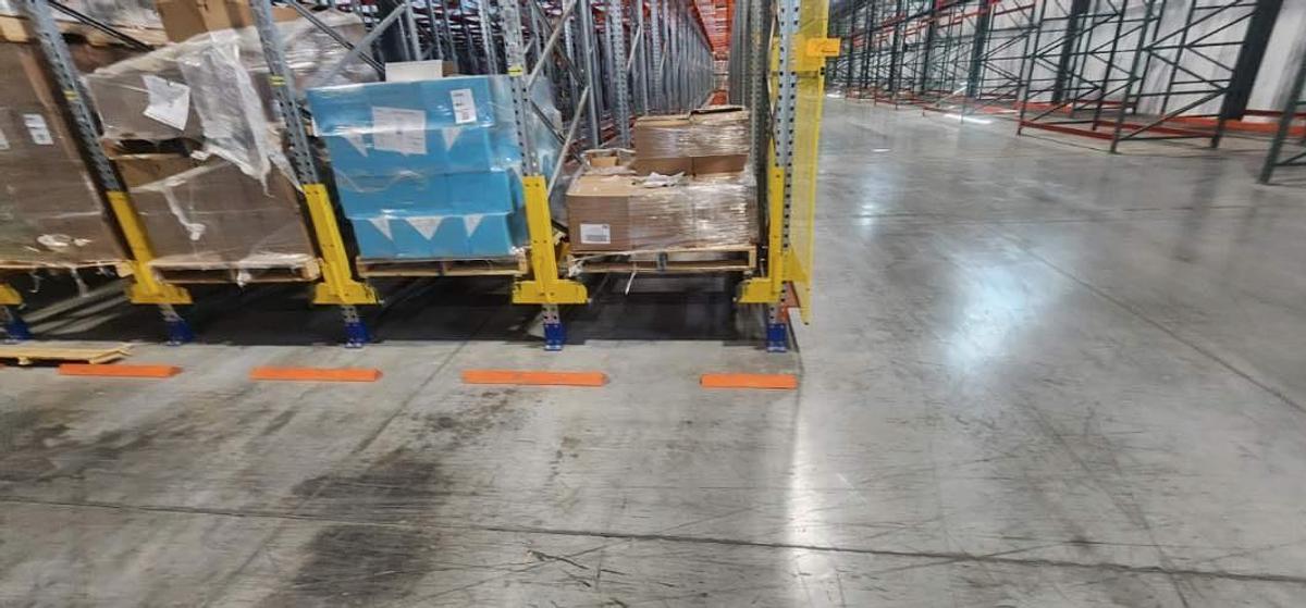 Used SSI SCHAEFER AUTOMATIC FIFO PALLET RACKING STORAGE SYSTEM WITH 3 ORBITERS - MFG 2021
