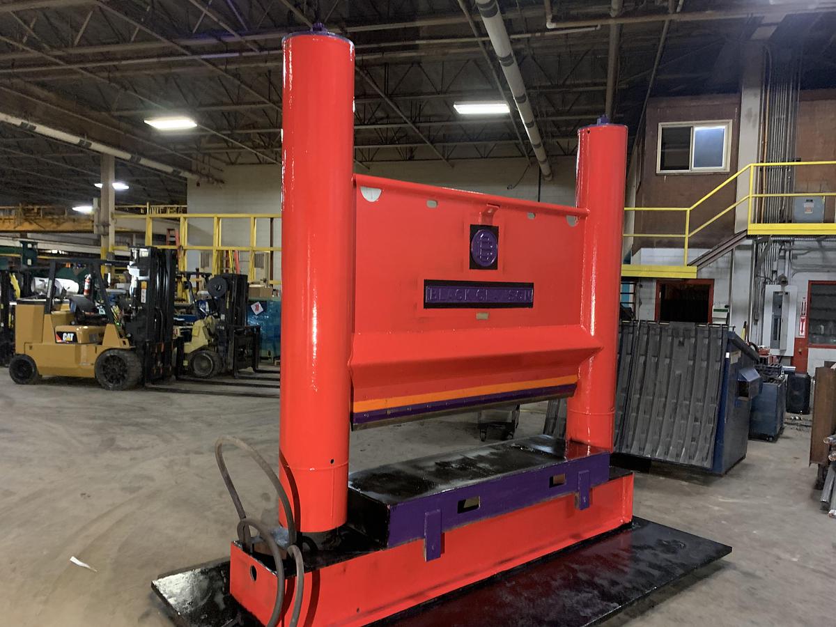 Used 60" WIDE BLACK CLAWSON ROLL SPLITTER 72" DIAMETER