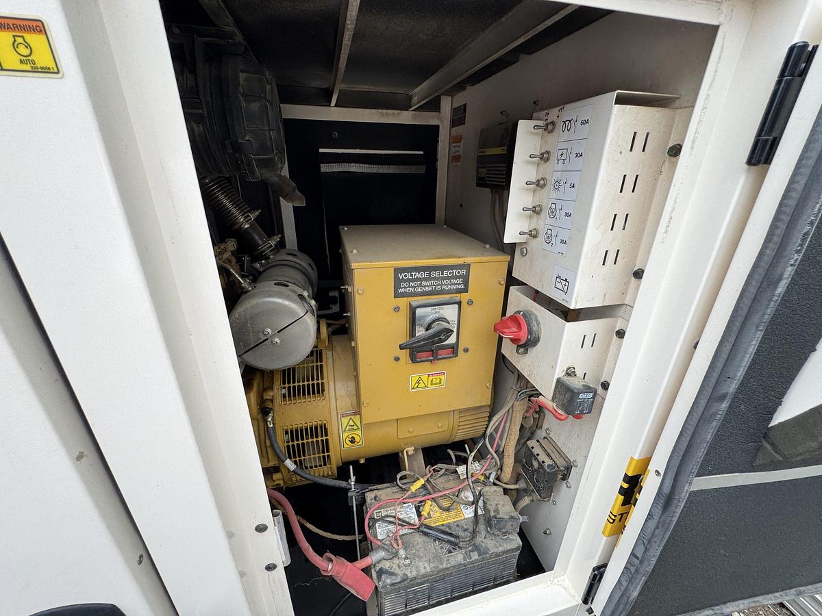 Used 30kW CAT PORTABLE DIESEL GENERATOR SET 2018