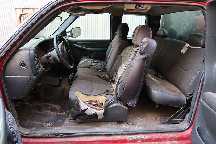 Used 2004 CHEVROLET 2500HD 4X4 PICKUP TRUCK