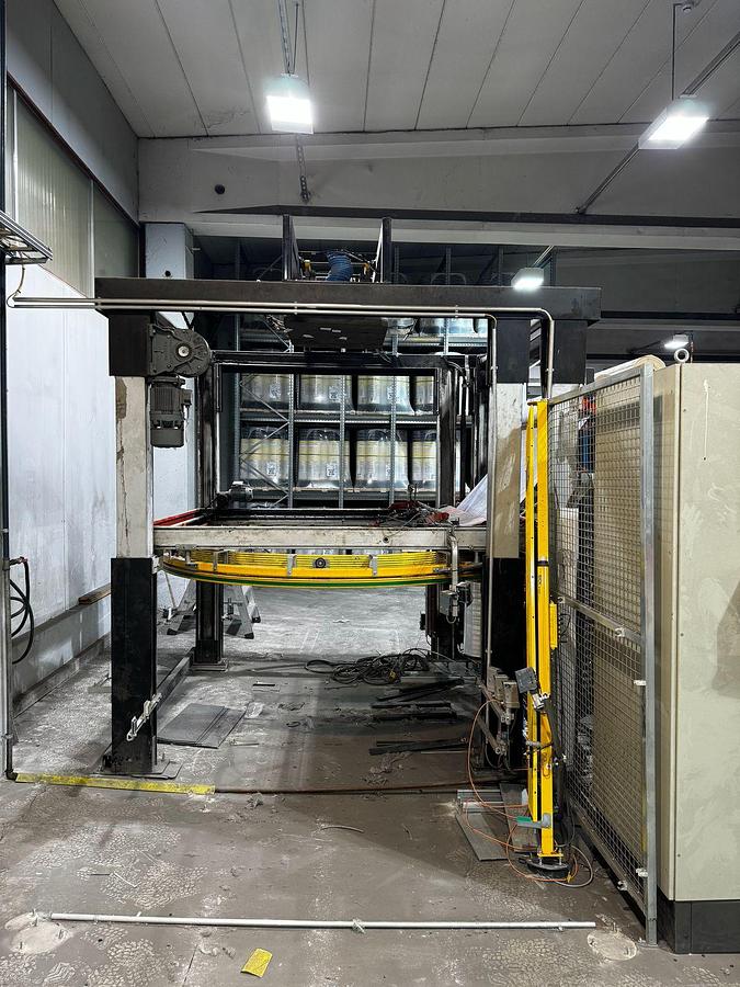 Used SIGNODE (HALOILA) OCTOPUS 1600 BTS PALLET WRAPPING LINE