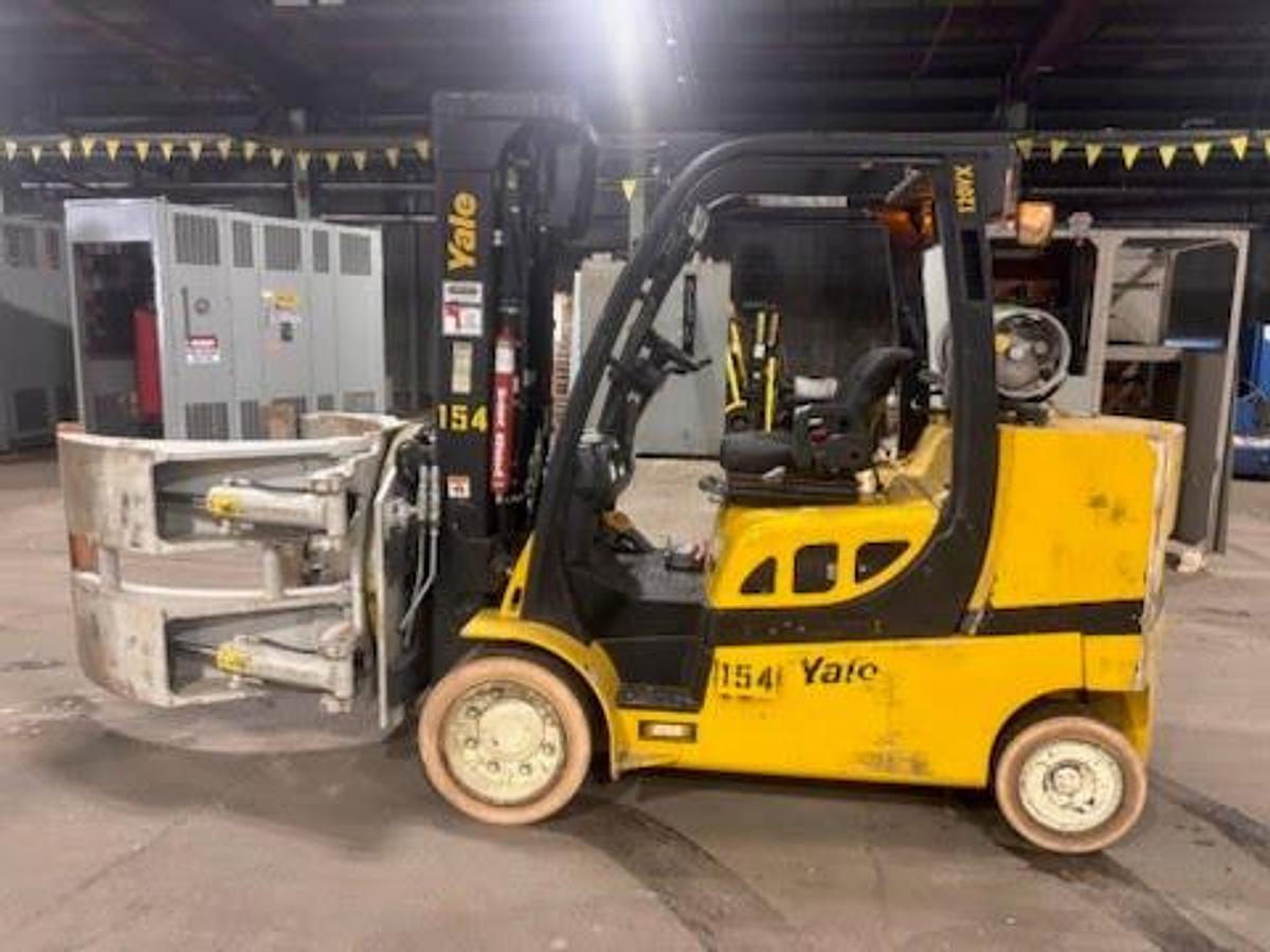 Used 12,000 LB. YALE MDL GLC120VX LH92"/RH185" WITH 72" CASCADE PAPER ROLL CLAMP MANUFACTURED 2019