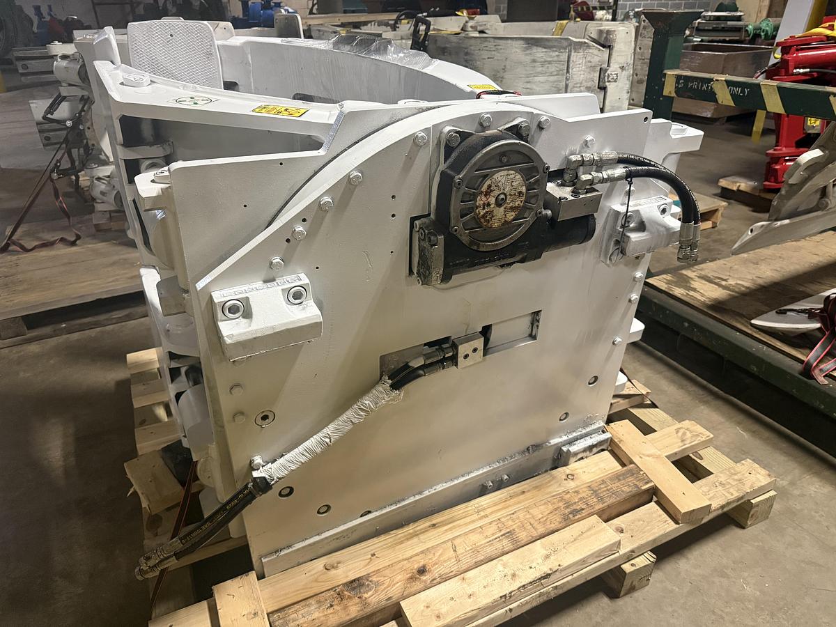 Used CASCADE 100F-RCP-01C 60" DIAMETER ROLL CLAMP CLASS IV MFG. 2019
