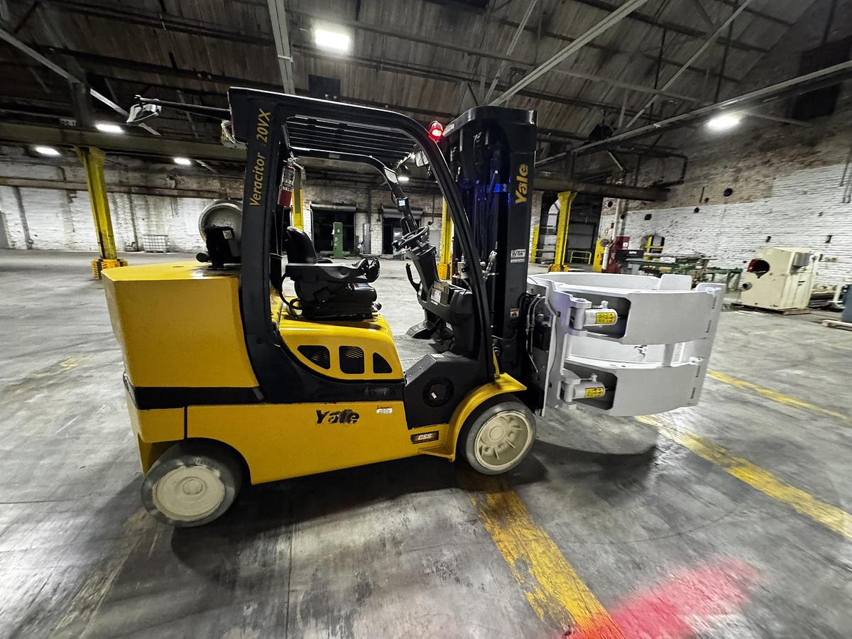 Used 12,000 POUND YALE GLC120VX (Paper Roll Special) PAPER ROLL CLAMP TRUCK WITH 84" CASCADE CLAMP