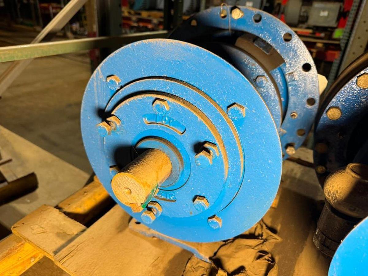 Used GOULDS 3196 LTX POWER END PULLOUT PUMP PART 13" 316 STAINLESS