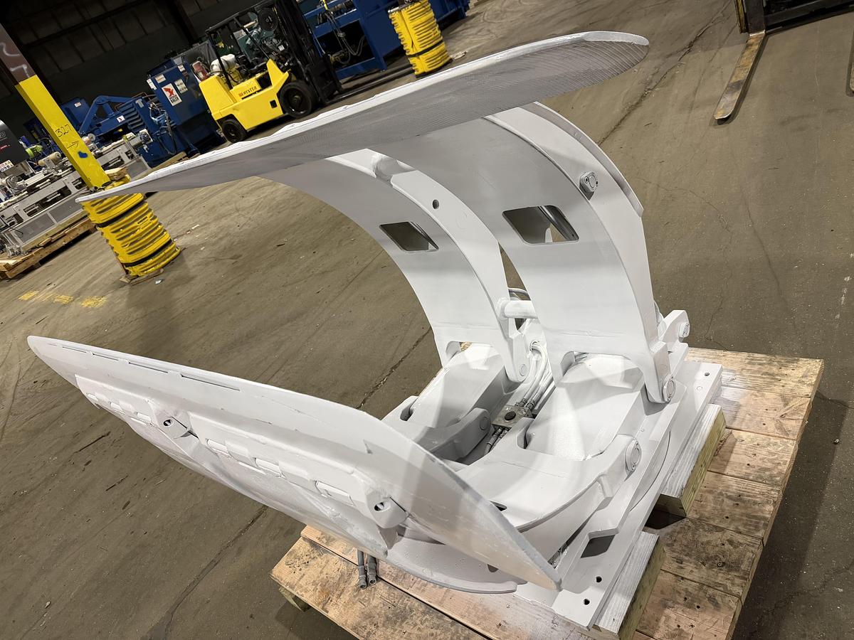 Used 72" CASCADE MODEL 90F-RCP-323 PAPER ROLL CLAMP