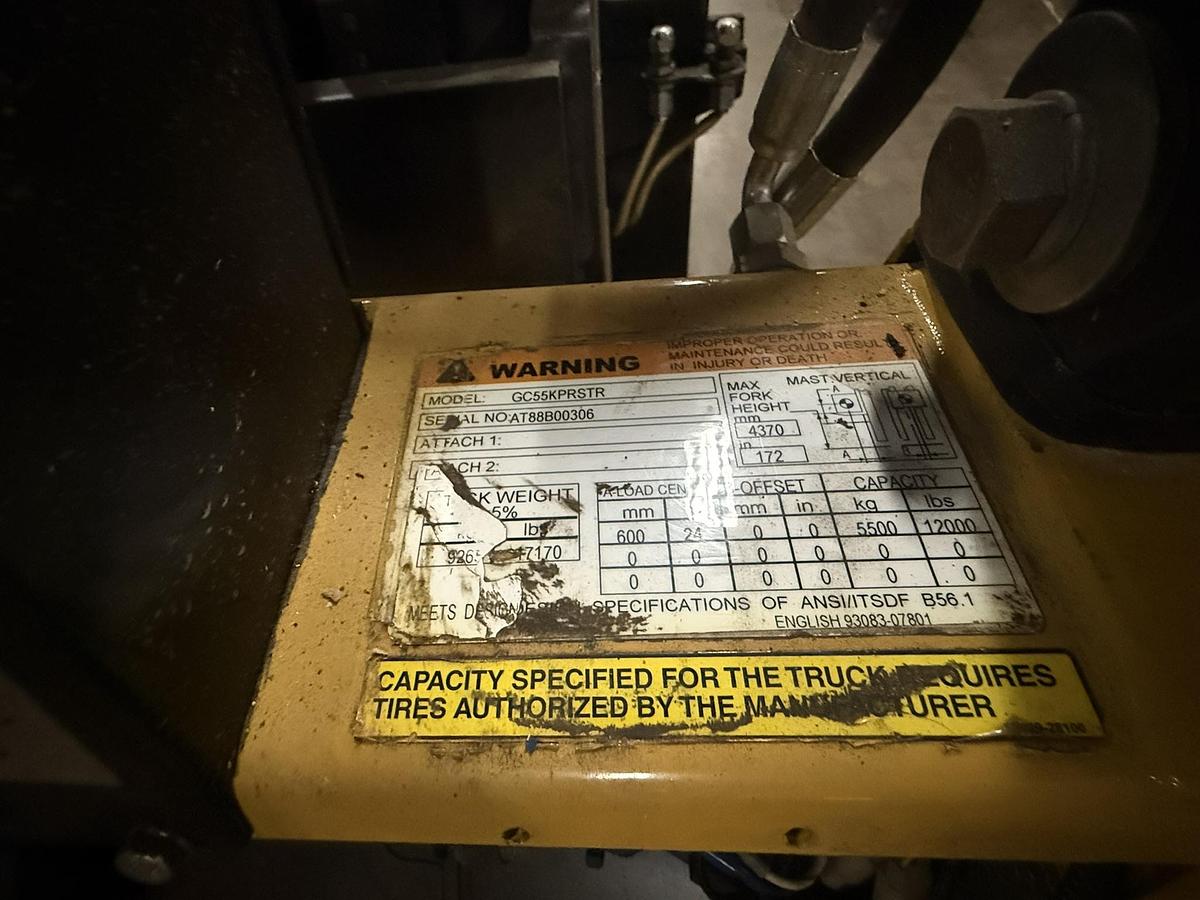 Used 12,000 POUND CAPACITY CATERPILLAR FORKLIFT GC55KPRSTR 3-STAGE MAST 4-WAY VALVE