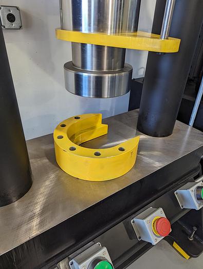 MAGNUM MODEL M2P250 2 POST COLUMN PRESS 250 TON CAPACITY