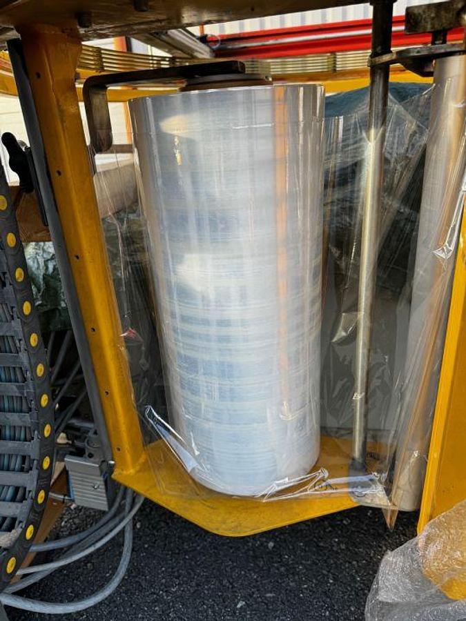 Used SIGNODE (HALOILA) OCTOPUS 1600 BTS PALLET WRAPPING LINE