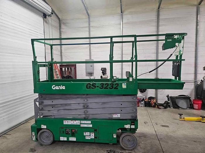 Refurbished 2014 GENIE GS3232