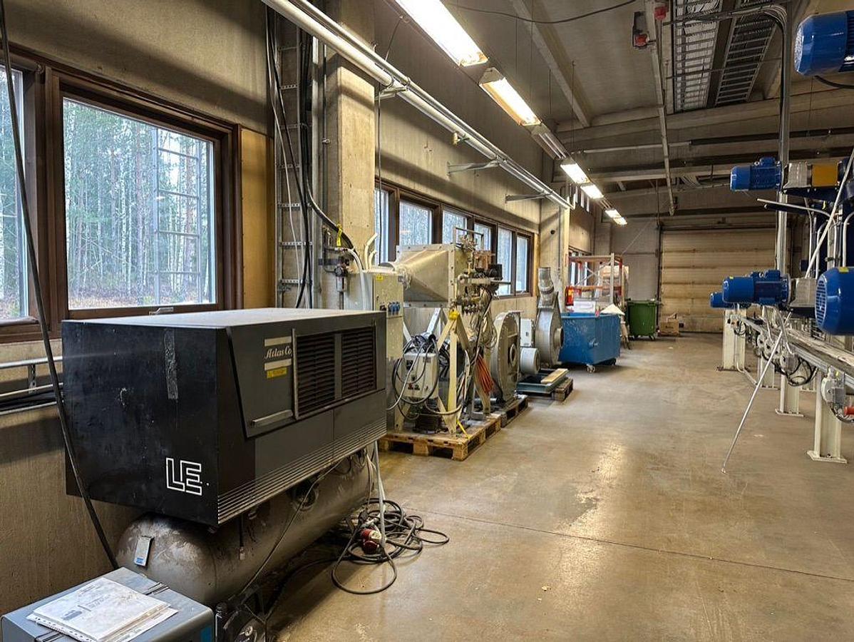 Used 17.7" (450MM) WIDE LAB PAPER MACHINE 