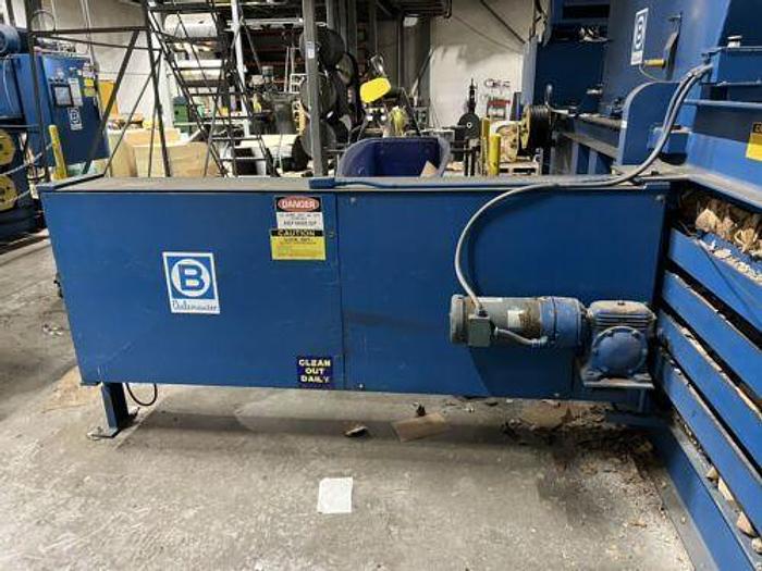 Used BALEMASTER 5260-8 HORIZONTAL BALER 60HP AUTO TIE