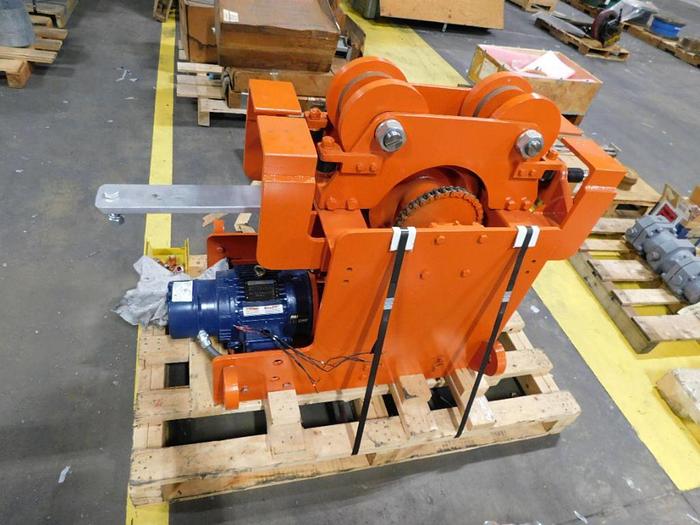 Used 30,000 POUND HOIST SATURN OVERHEAD EQUIPMENT 150 FPM