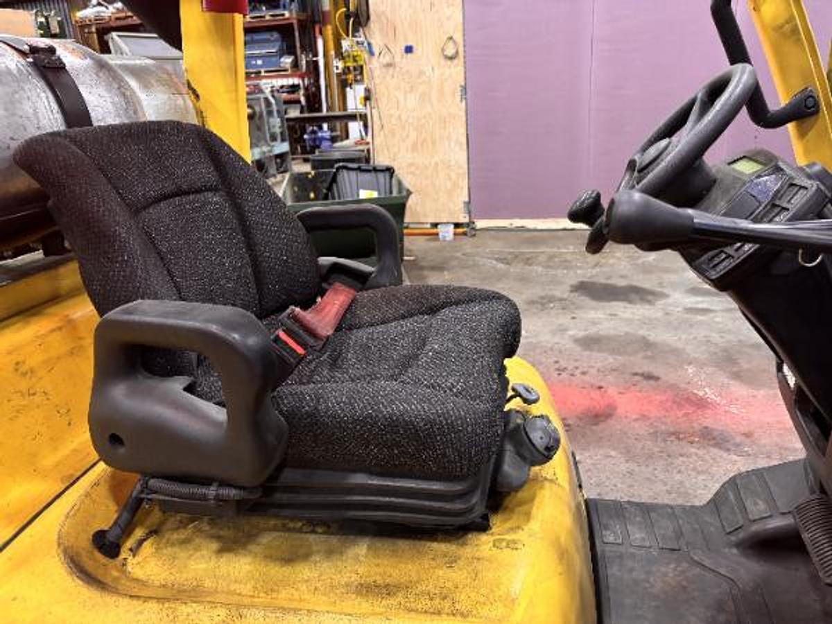 Used 12,000 POUND HYSTER S120FTPRS FORKLIFT WITH PAPER ROLL CLAMP MFG. 2020 LOW MAST