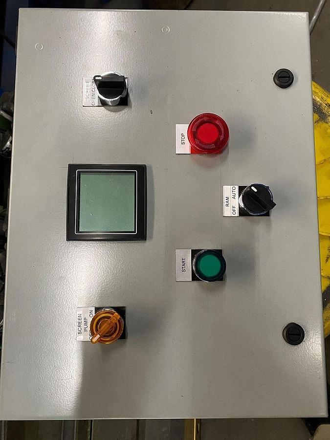 Used WEIMA SINGLE SHAFT SHREDDER MODEL WLK15 - 150HP - RECONDITIONED