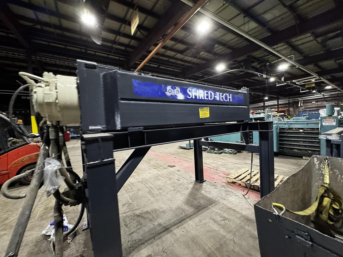 Used SHRED TECH MODEL ST-100 DUAL SHAFT SHREDDER 150HP