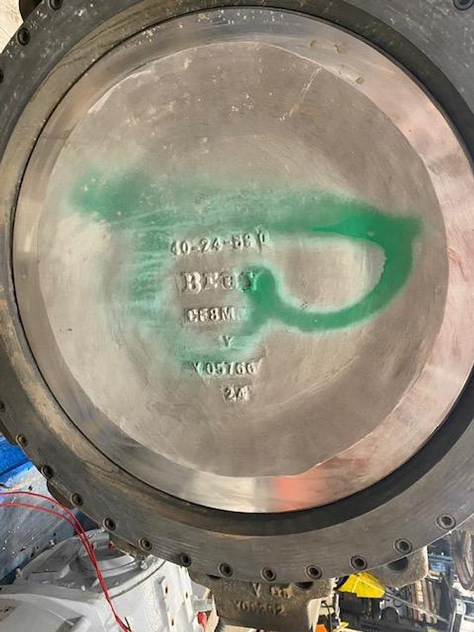 Used 24" FLOWSERVE AUTOMAX PNEUMATIC KNIFE GATE VALVE (NEW SPARE)