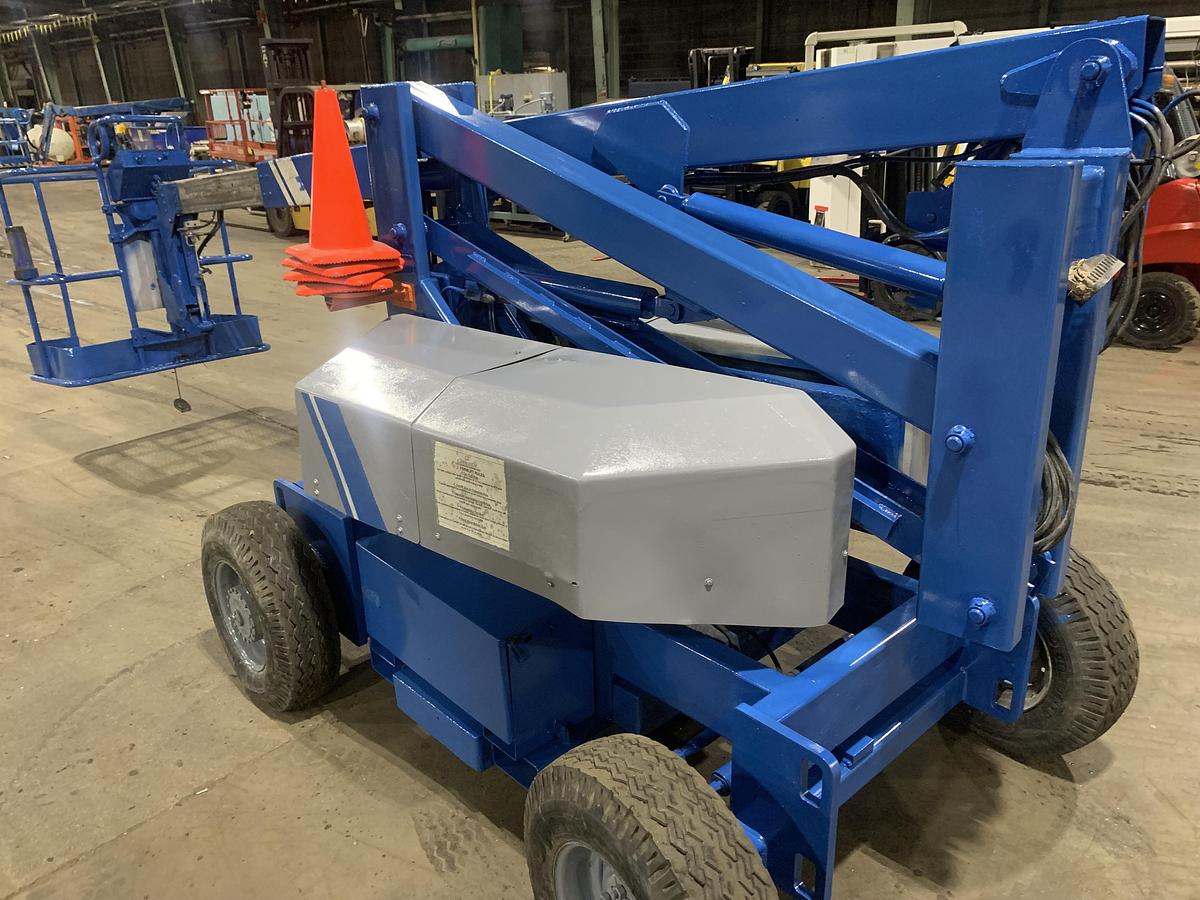 Used GENIE BOOM LIFT MODEL Z-30/20