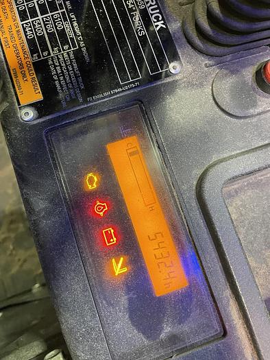 Used TOYOTA 8FGU32 FORKLIFT 7000LB WITH SIDE SHIFT AND FORK POSITIONER - PENDING SALE