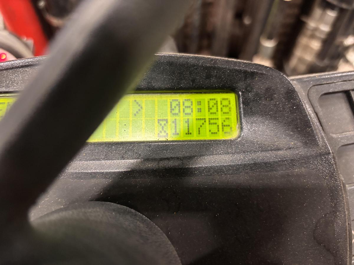 Used 12,000 POUND YALE MODEL GLC120VXPRS TRIPLE STAGE LOW MAST MANUFACTURED 2019