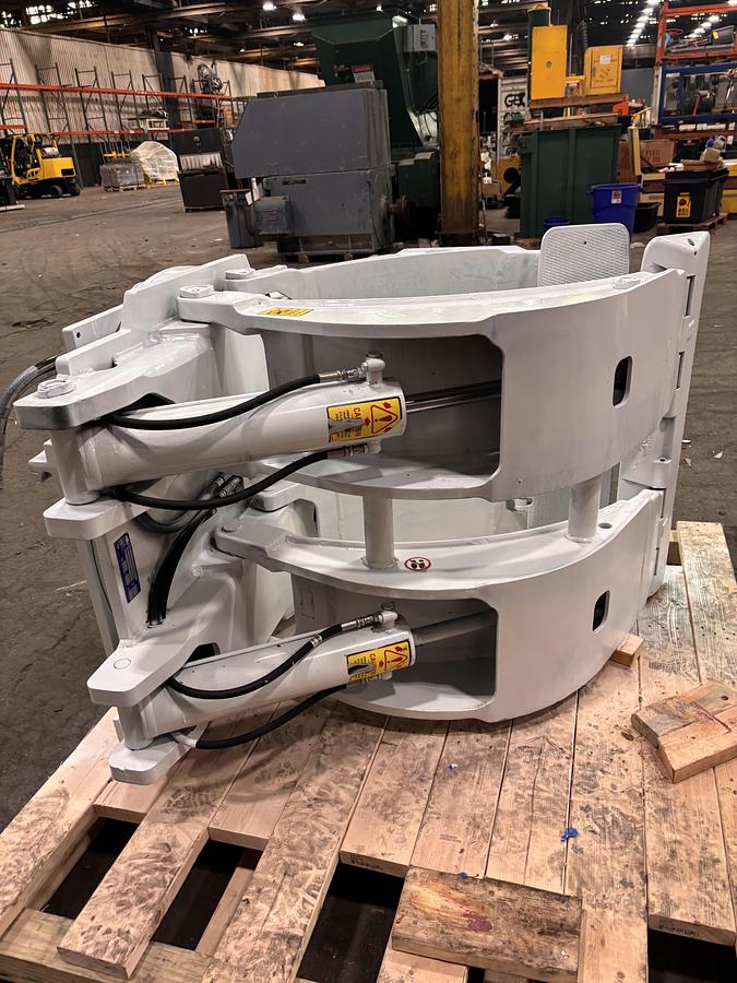 Used CASCADE MODEL 100F - RCS 139 60" DIA. CLAMP