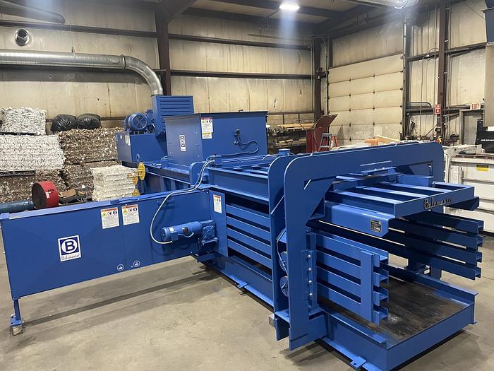 Used BALEMASTER MODEL EO-1700 WIDE MOUTH HORIZONTAL AUTO TIE BALER 10" CYLINDER - RECONDITIONED