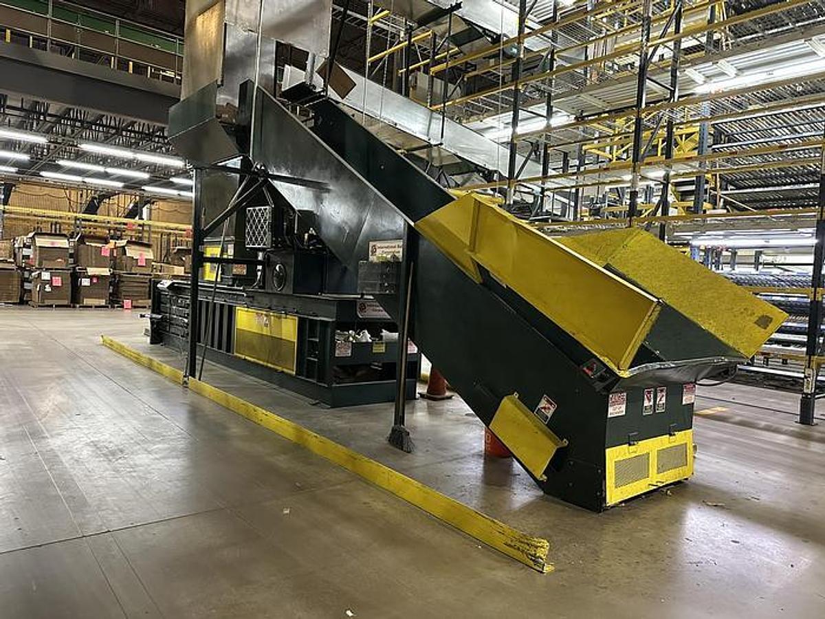 Used 2006 INTERNATIONAL BALER CORPORATION NA-1295-48 HORIZONTAL CLOSED DOOR BALER