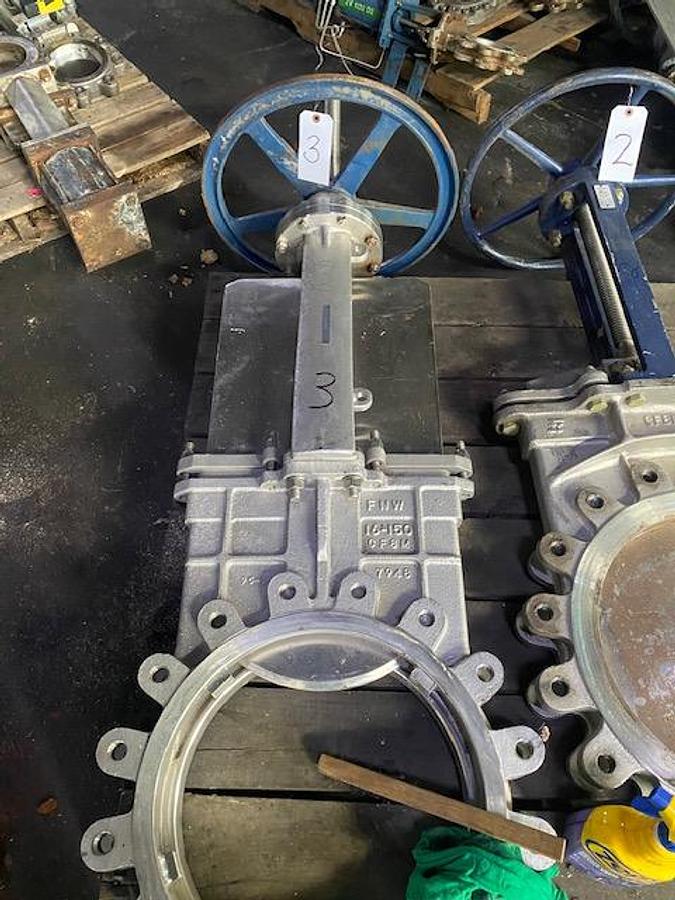 Used FNW 16" DIA. MANUAL SLIDE GATE VALVE T 316 SS