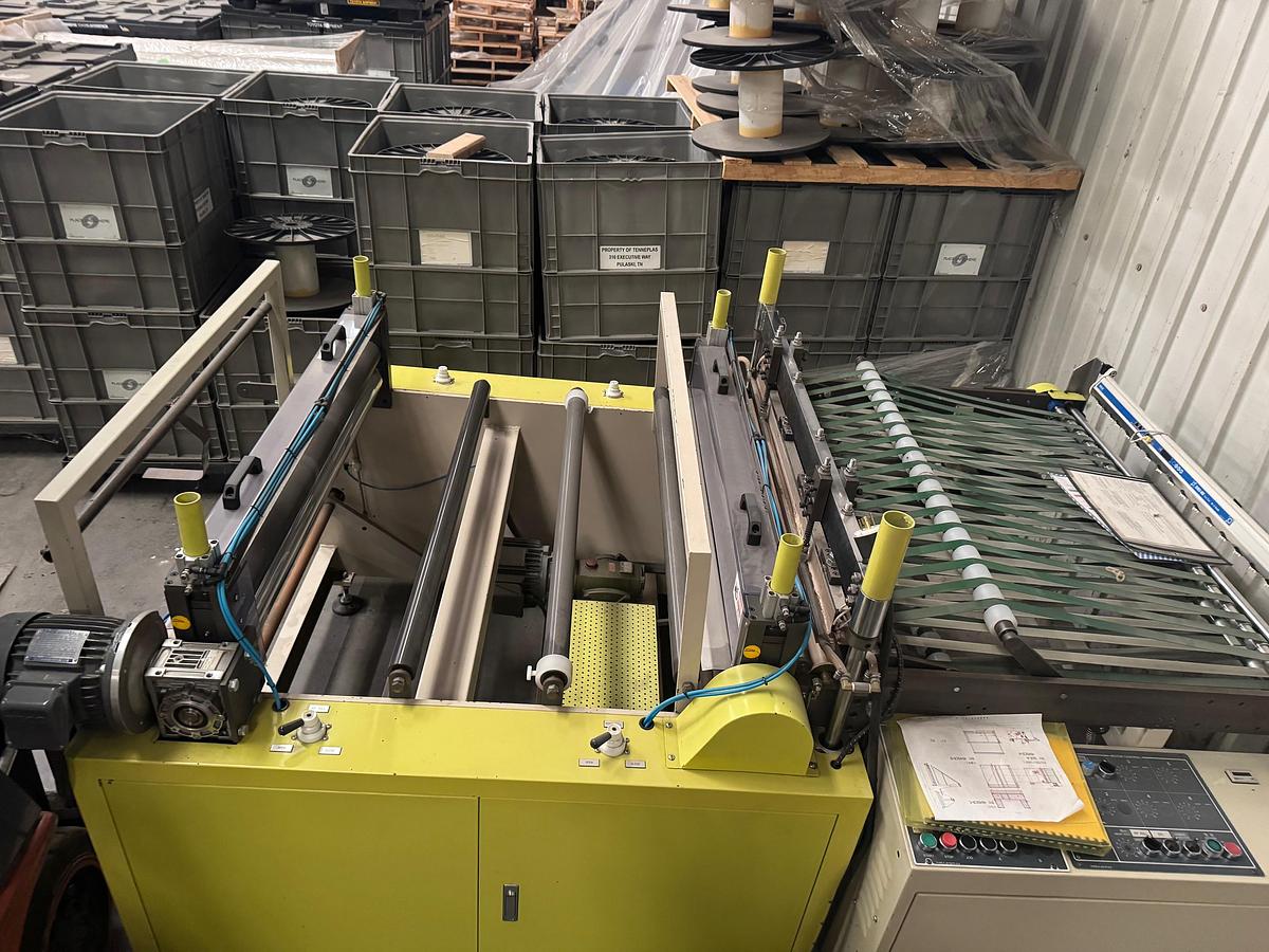 Used 40" WIDE POLYPRISE MODEL 404 SCB BUBBLE POUCH MACHINE