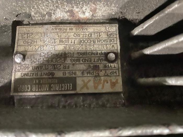 Used 55" BECK ROTARY KNIFE SHEETER W/ OUTPUT BELT CONVEYOR 7.5 HP