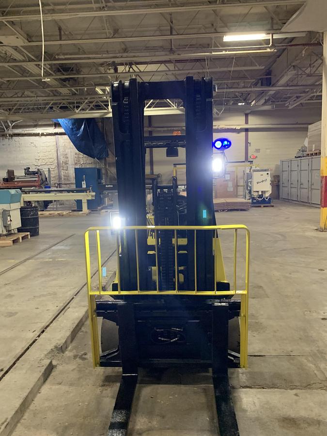 Used 8,000 LB. HYSTER MDL S80XL2 SIDE SHIFT LH99"/RH218"