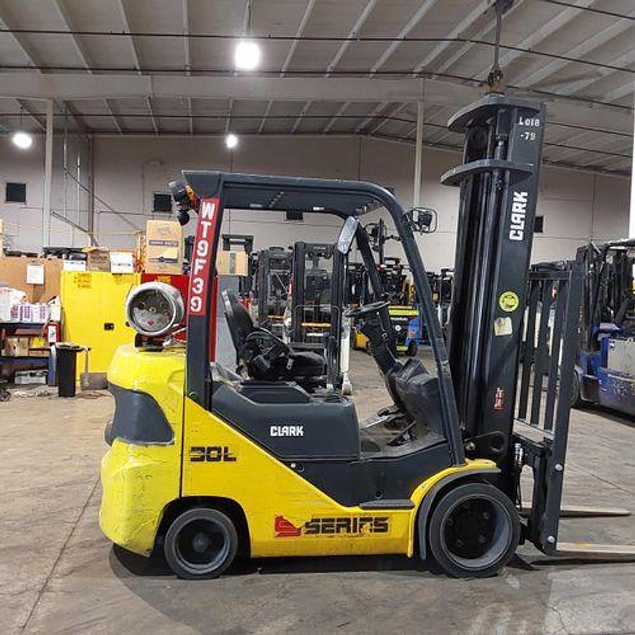 Used 6,000 LB. CLARK MODEL S30CL 103"LH/240"RH MFG 2018