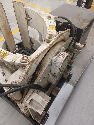 Used CASCADE MODEL 45F-RCP-05B 60" DIAMETER ROLL CLAMP