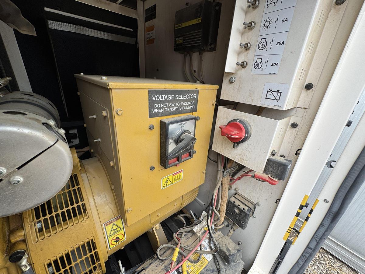 Used 30kW CAT PORTABLE DIESEL GENERATOR SET 2018