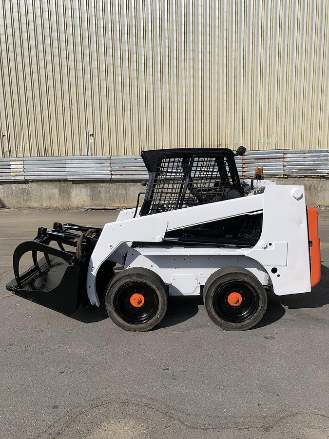 Used BOBCAT 763 SKID STEER