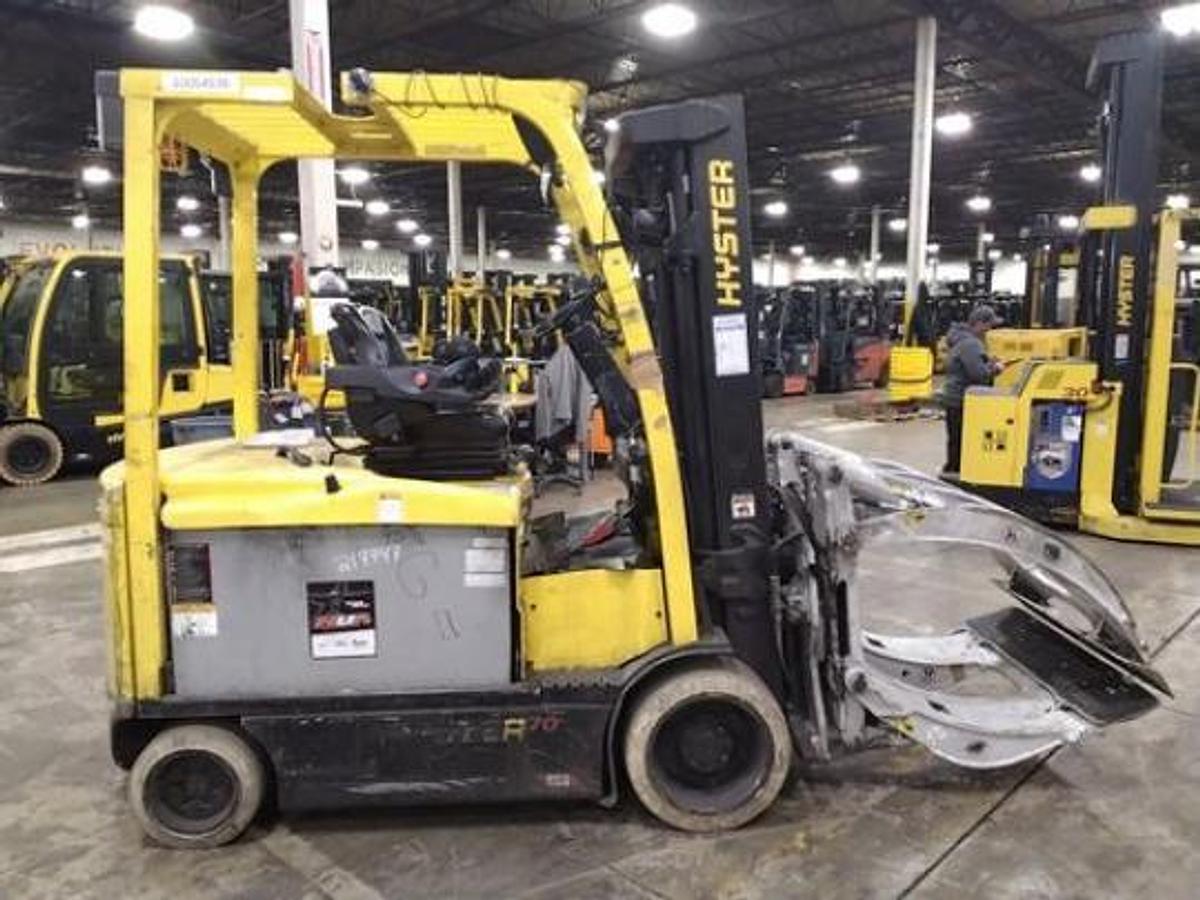 Used 7,000 LB CAPACITY HYSTER ELECTRIC FORKLIFT CLASS III WITH ROLL CLAMP