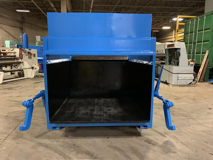 Used SHRED-TECH AZ-80 SHREDDER WITH COMPACTOR AND CONVEYOR