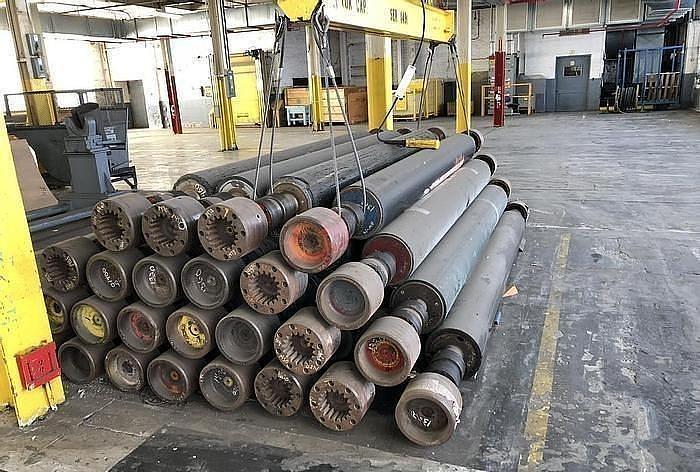 Used MANCHESTER MACHINE CO. 112" FACE WIDTH HORIZONTAL TRACK REEL 36" DIA. DRUM