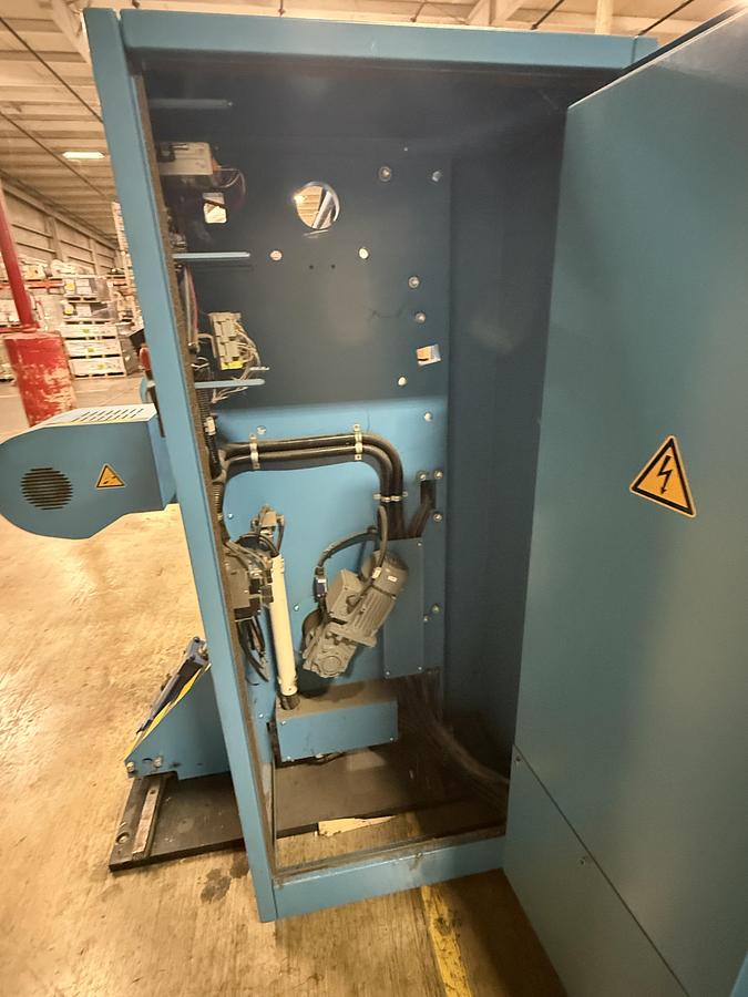 Used 65" WIDE KAMPF STARSLIT DUPLEX SLITTER REWINDER - MANUFACTURED 2011