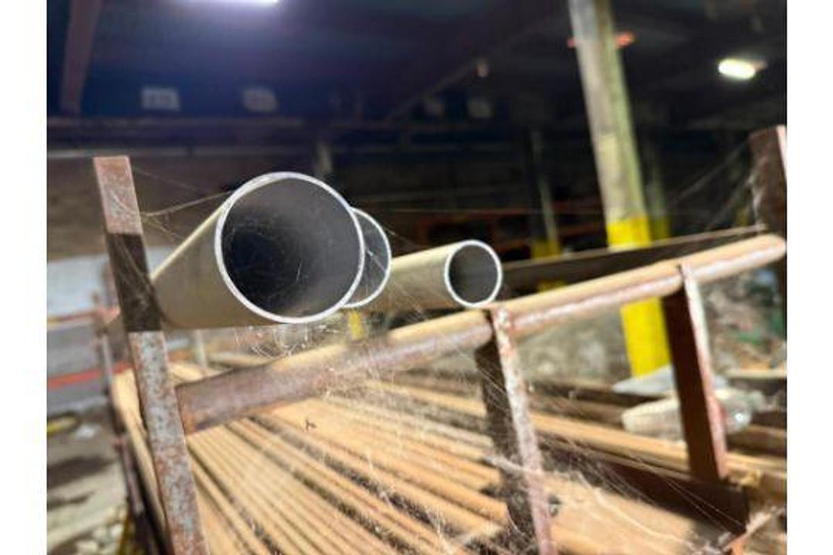 Used LARGE AMOUNT OF CAST, STAINLESS STEEL, ALUMINUM, GALVINIZED AND PVC PIPES
