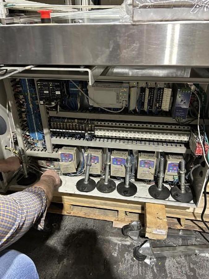 Used TEXWRAP # 2202 SS CONTINUOUS MOTION SIDE SEAL SHRINK WRAP SYSTEM W/ TEXWRAP # T-1322/2 DUAL CHAMBER SHRINK TUNNEL - PENDING LS