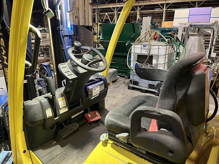 Used 2018 12,000 POUND HYSTER MODEL S120FTPRS TWO STAGE MAST-PENDING AUC